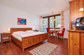 Отель SkyLounge Mayrhofen  Майрхофен